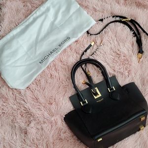 Small black purse